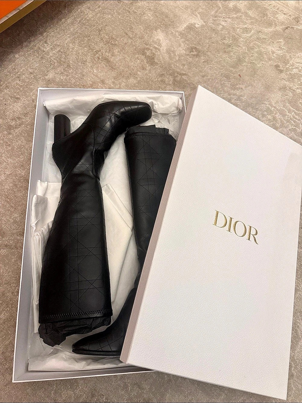 Dior white box